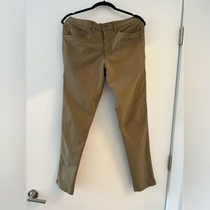 Lululemon ABC Pants Slim-Fit Size 30/32